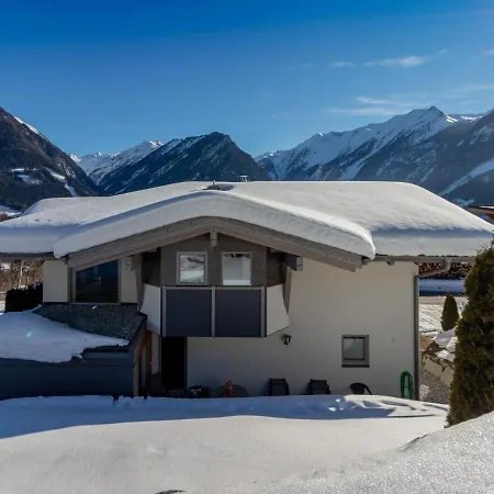 Chalet Rossberg A * Neukirchen am Großvenediger